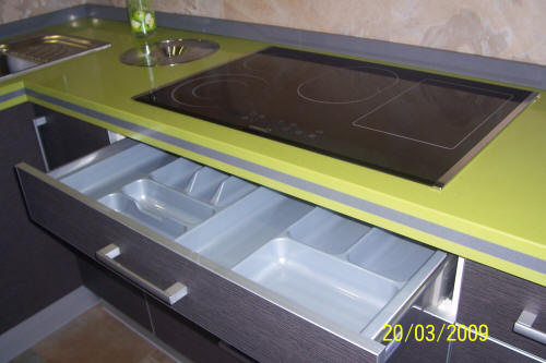 Muebles de cocina en Peñaranda electrodomésticos empotrados COCINAS SAMAR algunas soluciones